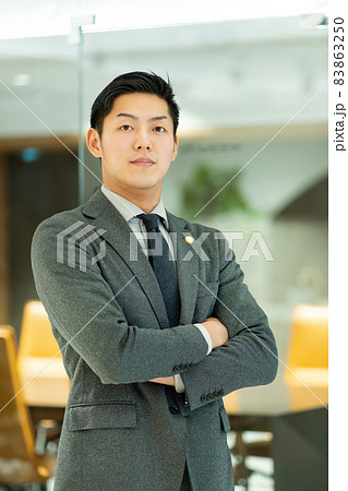 若い弁護士　法律事務所　撮影協力：WEEK芝大門(サンフロンティア不動産) 83863250