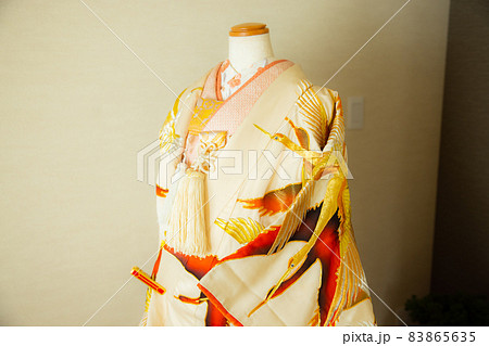 和装花嫁衣装　トルソー 83865635