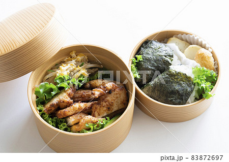 おいしい唐揚げおにぎり弁当 83872697