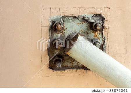 Bolts connection between steel truss and column concrete. Construction joint. Bolts connection between steel truss and column concrete. Construction joint. 83875041