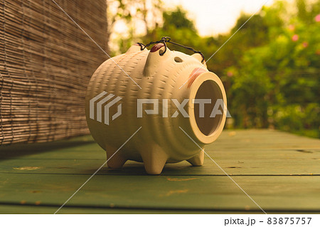 豚の蚊取り器 83875757