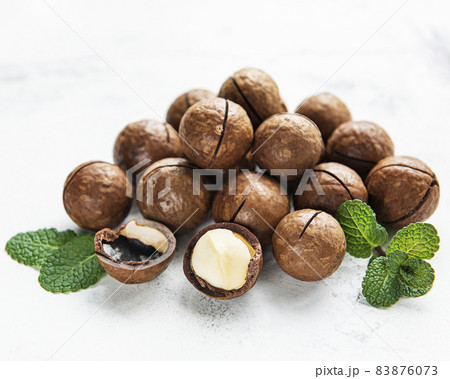 Organic Macadamia nuts Organic Macadamia nuts 83876073