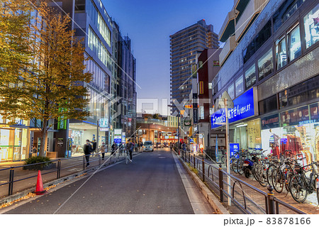 東京練馬の都市風景　大泉学園 83878166