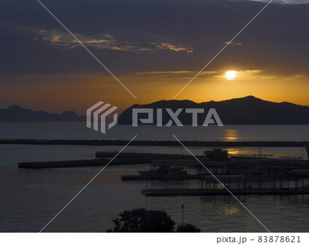 長崎県五島市 福江島の夜明け / Fukue Island, Goto, Japan 83878621