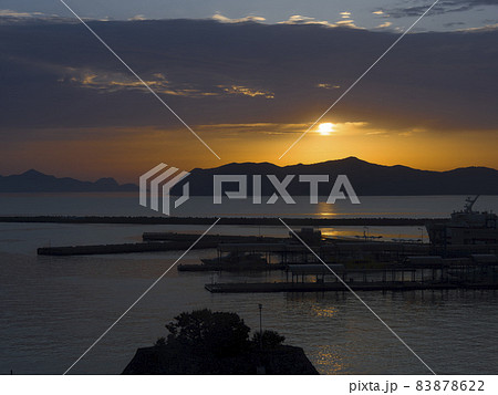 長崎県五島市 福江島の夜明け / Fukue Island, Goto, Japan 長崎県五島市 福江島の夜明け / Fukue Island, Goto, Japan 83878622