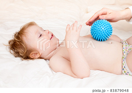 Baby massage Baby massage 83879048