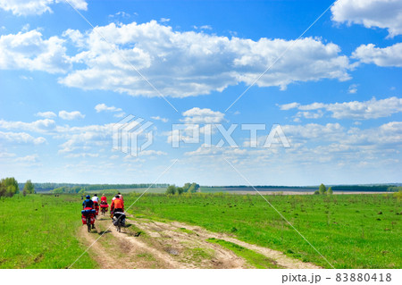 Traveling cyclists 83880418