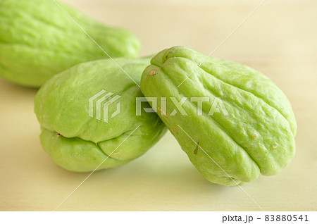 緑色のハヤトウリ 緑色のハヤトウリ 83880541