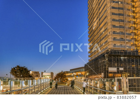 東京練馬の都市風景　大泉学園 83882057