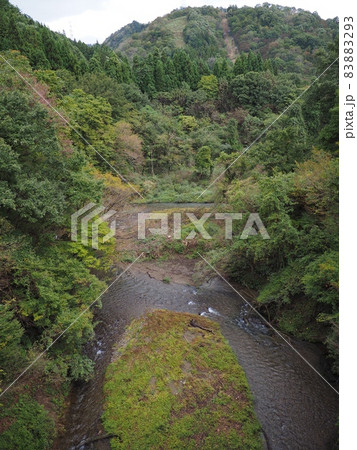秋の清流・鹿ノ俣川【新潟県胎内市】 秋の清流・鹿ノ俣川【新潟県胎内市】 83883293