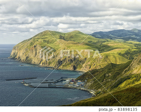 北海道礼文島 眺望 元地海岸・地蔵岩 / Rebun Island, Hokkaido, Japan 北海道礼文島 眺望 元地海岸・地蔵岩 / Rebun Island, Hokkaido, Japan 83898135