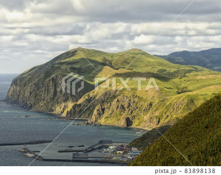 北海道礼文島 眺望 元地海岸・地蔵岩 / Rebun Island, Hokkaido, Japan 北海道礼文島 眺望 元地海岸・地蔵岩 / Rebun Island, Hokkaido, Japan 83898138