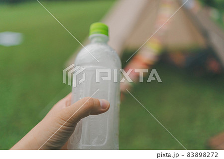冷凍ペットボトル 83898272
