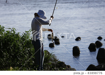 釣り フィッシング 魚釣り 83898776