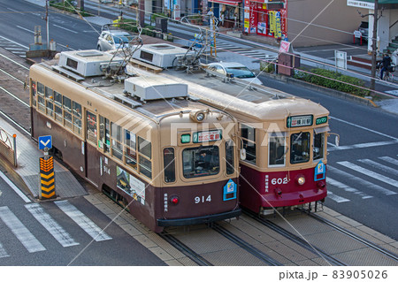 広島電鉄 路面電車 22 600形 602号と900形 914号 広島電鉄 路面電車 22 600形 602号と900形 914号 83905026