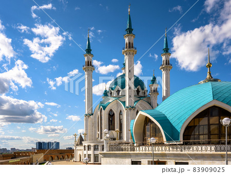 Kazan Kremlin in summer, Tatarstan, Russia. View of Kul Sharif mosque. 83909025