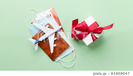 Travel and vacation concept 83909047