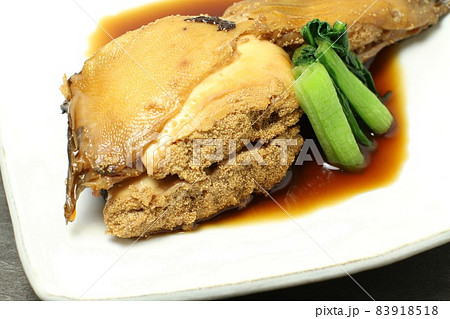 煮魚、子持ちカレイの煮付け 83918518