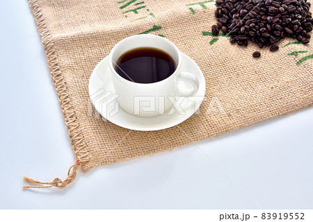 コーヒー 珈琲 珈琲イメージ コーヒーブレイク コーヒー素材 コーヒー 珈琲 珈琲イメージ コーヒーブレイク コーヒー素材 83919552