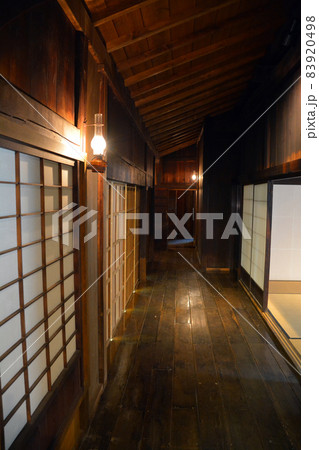 紅葉期の旧島松駅逓所(内外観) 紅葉期の旧島松駅逓所(内外観) 83920498