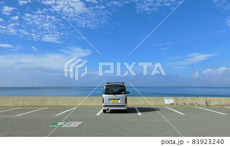 真夏の葉山、海と青空。 83923240