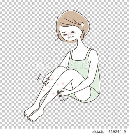 足を掻きむしる女性 83924449