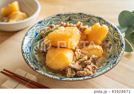 牛肉の肉じゃが 牛肉の肉じゃが 83928671