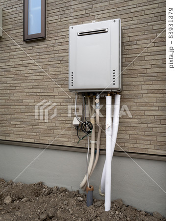 住宅建設　ガス給湯器の設置 83931879