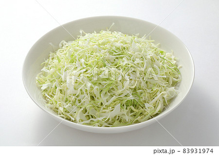 千切りキャベツ 83931974