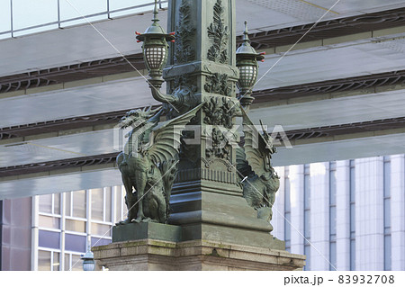 東京・日本橋　日本橋中央柱の麒麟像 83932708