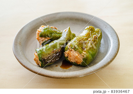 ピーマンの肉詰め 83936467