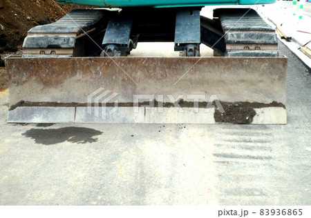 建築現場,重機 ブルトーザー 建築現場,重機 ブルトーザー 83936865