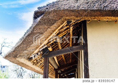 重要文化財　旧高橋家住宅　主家　茅葺屋根 83939147