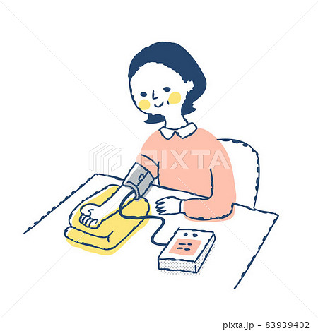 血圧を測る女性 83939402