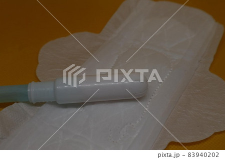 清潔な生理用品 83940202