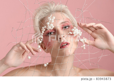 Face woman blonde hair naturalmake up, clear skin. Beauty portret Face woman blonde hair naturalmake up, clear skin. Beauty portret 83943873