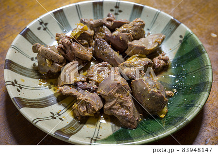 とても美味しい日本のレバニラ炒め とても美味しい日本のレバニラ炒め 83948147