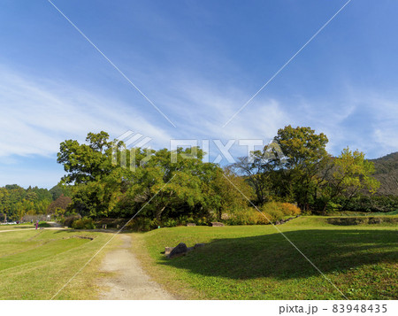 飛鳥歴史公園石舞台地区の秋景色 飛鳥歴史公園石舞台地区の秋景色 83948435