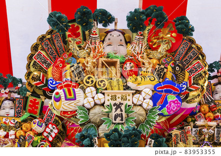 酉の市　熊手　商売繁盛　色鮮やか　神社 83953355