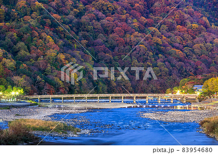 京都嵐山の風景 83954680