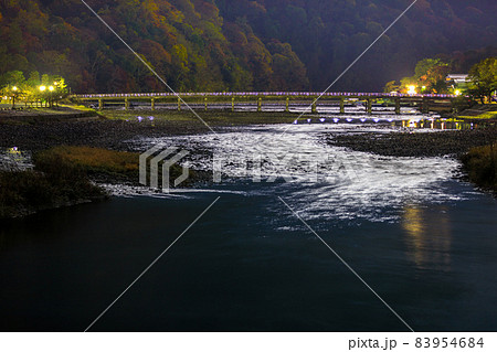 京都嵐山の風景 83954684
