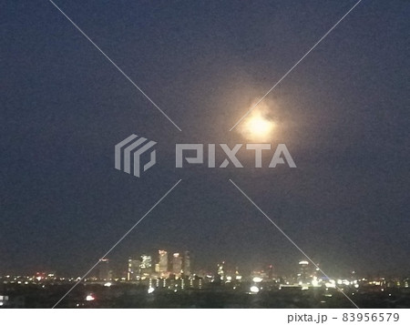 思い出の朝 83956579