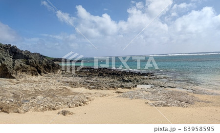 沖永良部島　美しいビーチと空の広さと 83958595