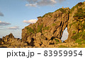 久米島　夕焼けに染まるミーフガー 83959954