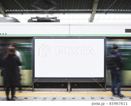 Blank Billboard Banner Light box in Subway station Blur people Travel 83967611