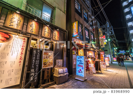 日本の東京都市景観 神田駅前の飲み屋街などを望む。宣言は解除されているが=11月13日 日本の東京都市景観 神田駅前の飲み屋街などを望む。宣言は解除されているが=11月13日 83968990