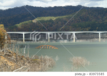 秋のシューパロ湖 シューパロダム 夕張川 大夕張 鹿島地区 夕張 秋のシューパロ湖 シューパロダム 夕張川 大夕張 鹿島地区 夕張 83973585
