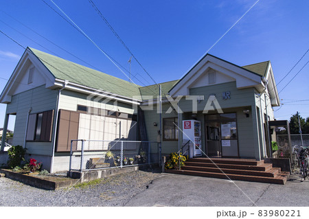 関東鉄道常総線の中妻駅の写真素材 [83980221] PIXTA