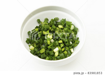 薬味ねぎ 白バック 薬味ねぎ 白バック 83981853