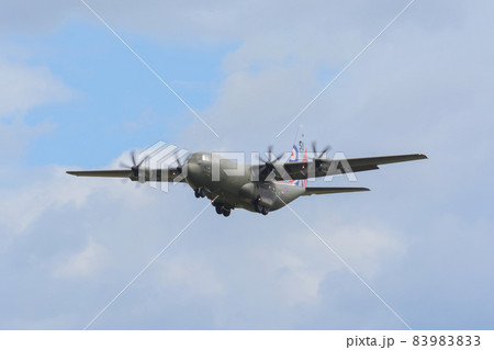 イギリス空軍C-130Jハーキュリーズ離陸 83983833